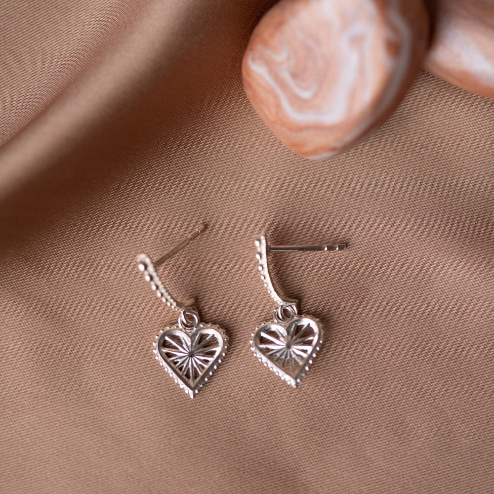 Real Solid 925 Silver CZ Platinum Finish Heart Earring – Karizma Jewels